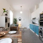 Lägenhet Alameda Center By Thegoodtourist *